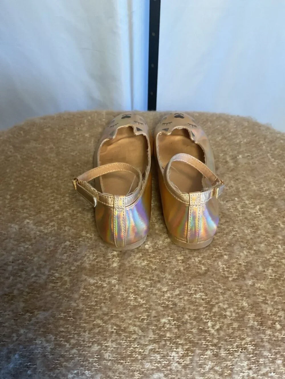 Wonder Nation Girls Cat Face Flats Holographic Mary Jane Shoes Size 4